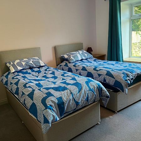 Self-Contained Ensuite Double Or Twin Bedroom In Pentir Bangor  Exterior photo